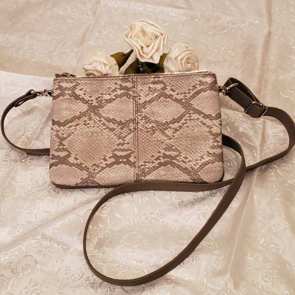 NWOT Thirty-one Street Style Putty Snake Crossbody - Picture 1 of 8